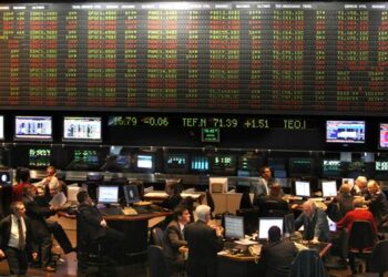 Mercados: las acciones argentinas profundizan el ajuste poselectoral y caen por cuarta rueda seguida