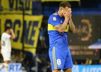 Cardona, Villa y Zambrano, otra vez apuntados en Boca