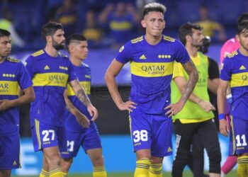 Huracán sorprendió a Boca en La Bombonera