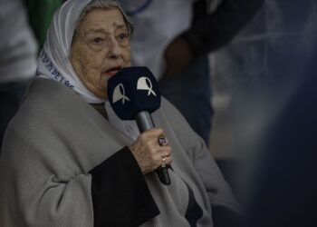 Se definieron  3 días de duelo nacional por la muerte de Hebe de Bonafini