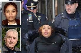 Detienen a una mujer que quiso robar los regalos de Robert De Niro