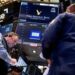 Los bonos y acciones argentinos siguen en baja en Wall Street