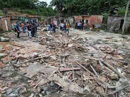 Ocho muertos y nueve casas derrumbadas el saldo de un nuevo deslizamiento de tierra en Brasil