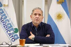 La Bancaria acordaron un incremento salarial del 32,5% y una compensación por ganancias