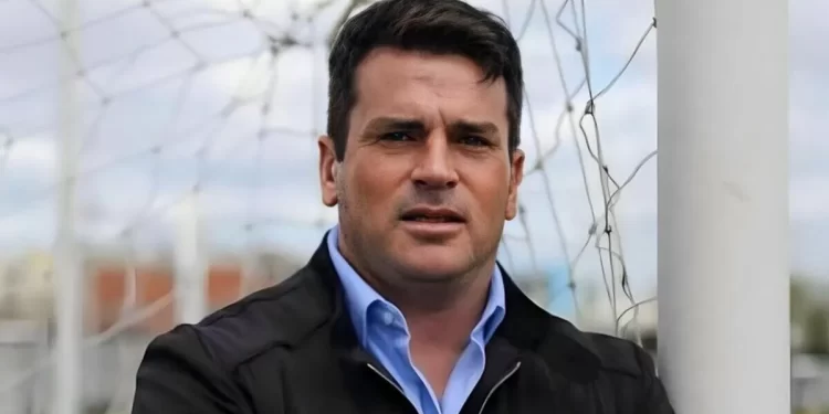 «Andate, Cavallero» El nuevo pasacalle que apareció en Independiente