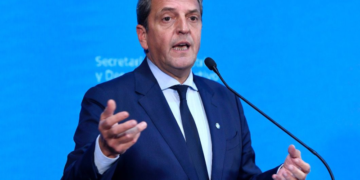Massa puso en marcha una inversión de 130 millones de dólares para impulsar la digitalización industrial de las PyMEs