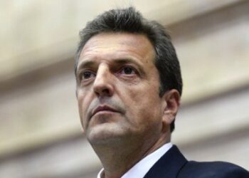 Máximo Kirchner invitó a Sergio Massa al acto de Plaza de Mayo