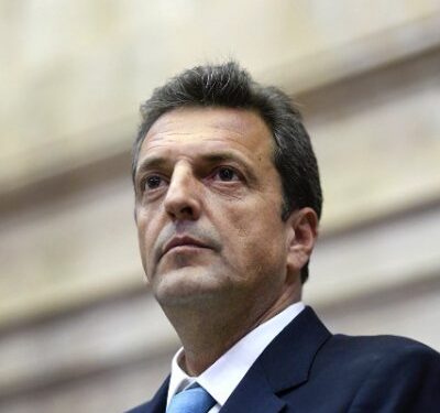 Máximo Kirchner invitó a Sergio Massa al acto de Plaza de Mayo