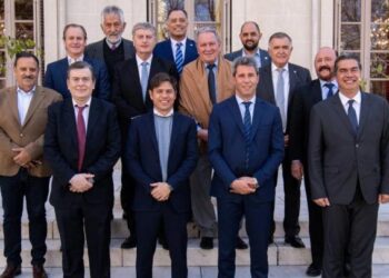Los gobernadores presionan con una fórmula única: «Queremos una propuesta que sintetice para encolumnarnos»