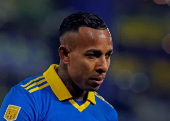 Sebastián Villa intimó a Boca para que lo reincorporen a los entrenamientos