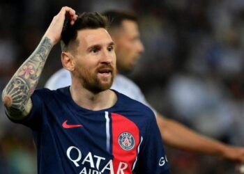 Messi fue elegido como el mejor jugador extranjero de la liga de Francia