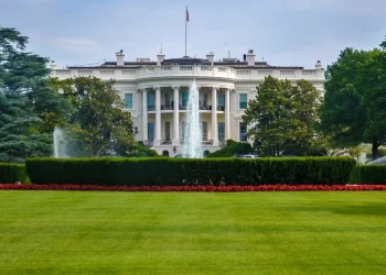Estados Unidos invertirá 42 mil millones de dólares para lograr el acceso universal a internet