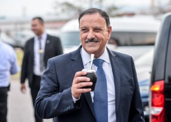 Quintela apunta a reformar la Constitución Provincial de La Rioja y planea avanzar en el control de los medios