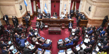 El Senado vuelve a sesionar mañana después de tres meses