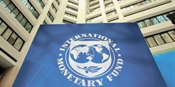 El FMI dijo que continúa discutiendo con la Argentina «el fortalecimiento de reservas y la sostenibilidad fiscal»