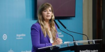 Cerruti afirmó que «en la Argentina no hay hambre» y negó la existencia de una «crisis» económica