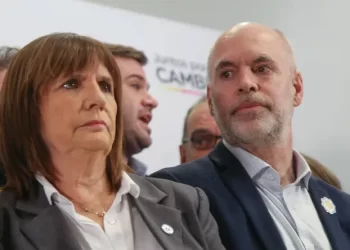 Rodríguez Larreta se impone por tres puntos sobre Bullrich en la interna, según una encuesta