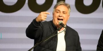 Llaryora: «Basta de que nos digan qué hacer los pituquitos de Recoleta»