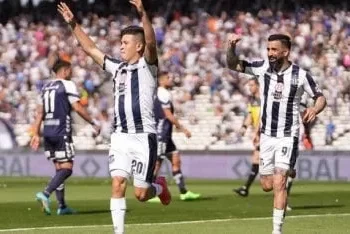 Gimnasia se repuso de un resultado adverso y empató contra Talleres en Córdoba