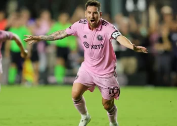 Messi brilló y consiguió un nuevo récord: le convirtió a 100 clubes diferentes