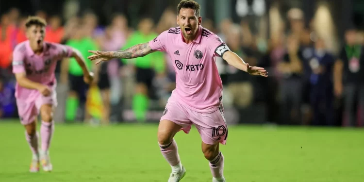 Messi brilló y consiguió un nuevo récord: le convirtió a 100 clubes diferentes