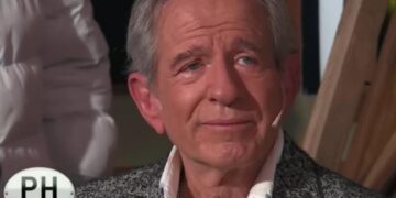 Pablo Alarcón está trabajando a la gorra en una plaza: «Necesito guita para vivir»