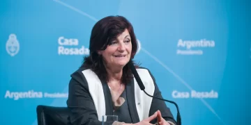 Kelly Olmos aclaró los montos para cobrar el bono y qué pasa con el “Dólar Ahorro”