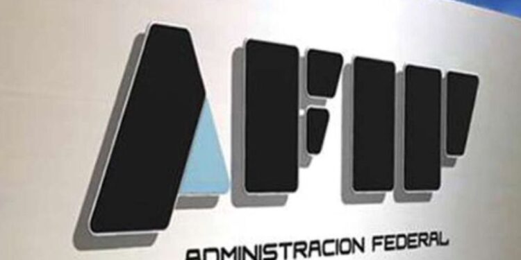 La AFIP hizo reintegros a más de 400 mil monotributistas y autónomos ¿Cómo acceder?