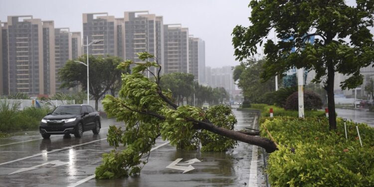 Las fuertes tormentas azotan diferentes regiones de China