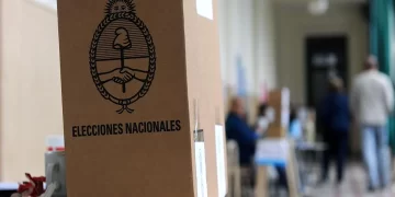 La DINE aseguró que los primeros resultados de la elección estarán pasadas las 22