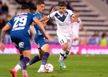 Vélez le ganó una final a Arsenal de Sarandí y respira en la lucha por la permanencia