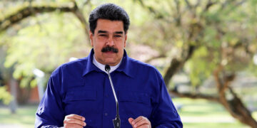 Maduro organiza una milicia popular para «defender la soberanía»