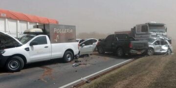 Córdoba: dos muertos y decenas de heridos por choques en cadena