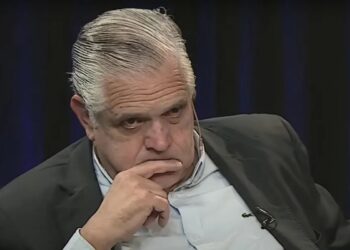 López Murphy rechazó las medidas de Massa: «No se puede volar la economía con regalos»