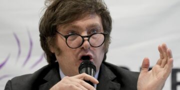 La advertencia de Milei sobre romper con China se coló en la gira de Alberto Fernández