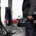 El Gobierno acordó con petroleras importar 10 barcos con combustibles para hacer frente al faltante de naftas
