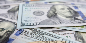 El BCRA confirmó la suba del dólar mayorista a $353,50