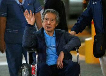 El ex presidente peruano Fujimori dejó la cárcel tras un polémico indulto