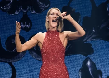 Empeora la salud de Celine Dion: perdió el control de sus músculos