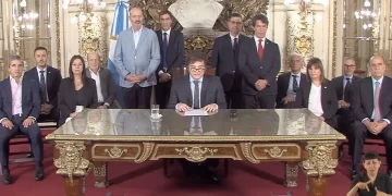 Milei presentó su mega DNU de desregulación para que «crezca la economía»
