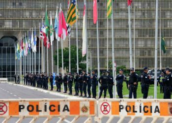 Brasil conmemora el aniversario del ataque contra edificios federales