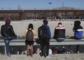 Estados Unidos reabrirá los pasos fronterizos ante el descenso de la inmigración ilegal