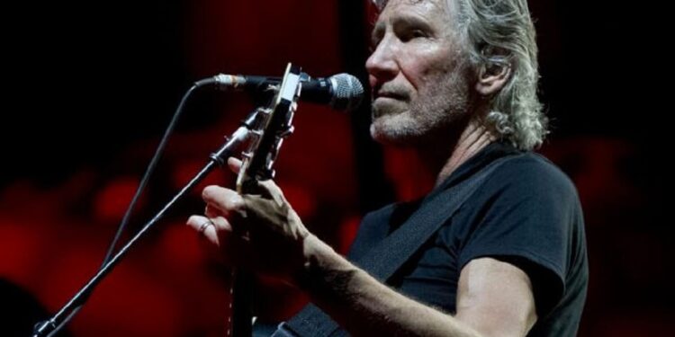 Despidieron a Roger Waters de la compañía musical BMG por sus declaraciones antisemitas