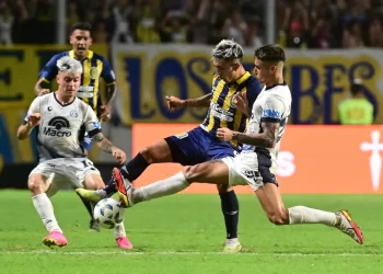 Rosario Central le ganó con la mínima a Independiente Rivadavia y consiguió su primera victoria