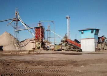 Un paro que lleva tres semanas complica aún más las obras en el interior del país