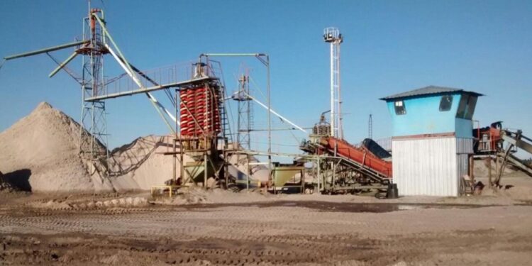 Un paro que lleva tres semanas complica aún más las obras en el interior del país