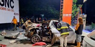 Salta: explotó un auto cuando cargaba GNC y llovió cocaína