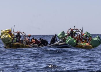 Temen la muerte de 60 migrantes durante un naufragio en el Mediterráneo