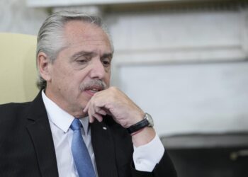 Alberto Fernández sumó otra imputación por el escándalo de la contratación de Seguros en la ANSES